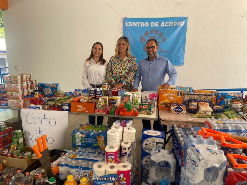 Profundamente agradecidos con la donación de víveres para los brigadistas que combaten el incendio
