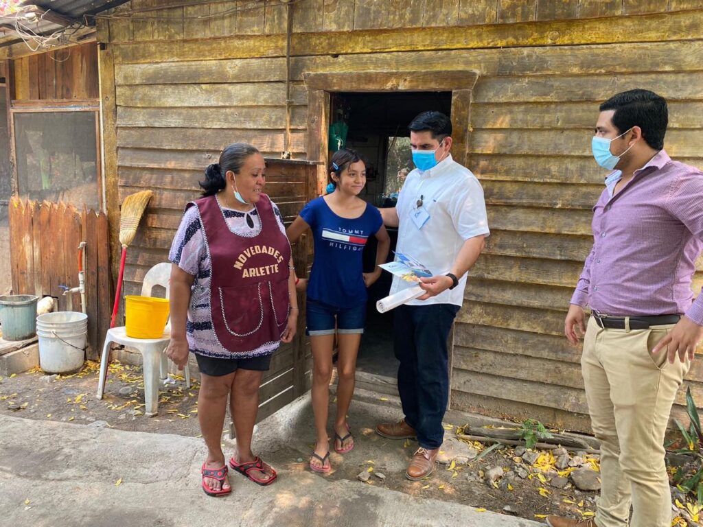 Hoy llevamos al ejido Benito Juárez junto con personal de salud la campaña de prevención