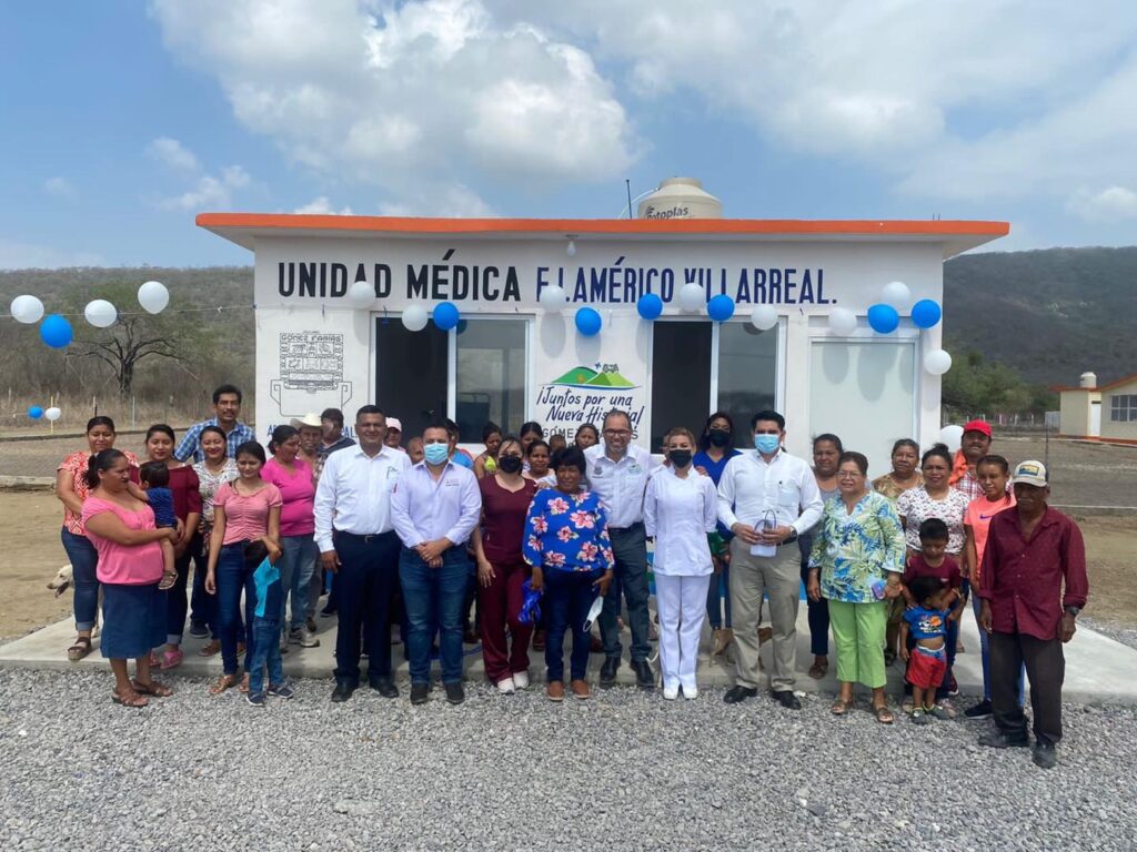 Felices y contentos de dar un paso más con la inauguración de la Casa de Salud en el ejido Américo Villarreal