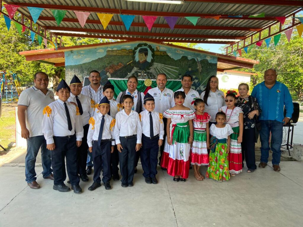 Con gran gusto asistí al Ejido Héroes de Chapultepec, para encabezar la parada cívica dónde recordamos un hecho histórico de gran relevancia para nuestro país