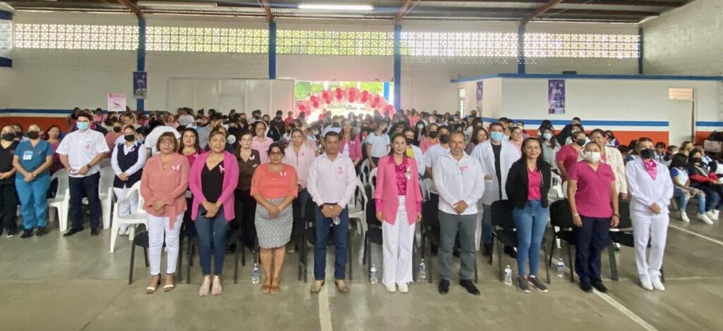 Un gusto haber acompañado a la presidenta del sistema DIF municipal Alejandra Garza Pacheco, para apoyar en esta labor de concientización sobre el cáncer de mama
