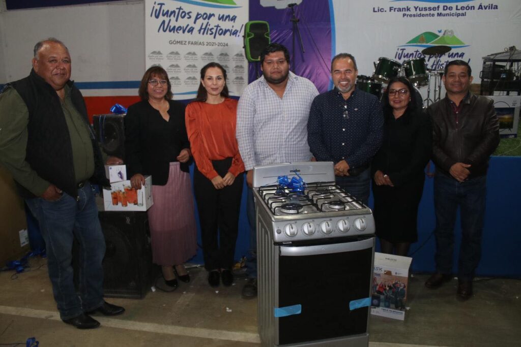 Los logros obtenidos durante este año no hubieran sido posibles sin el apoyo incondicional de todo el equipo de nuestra administración