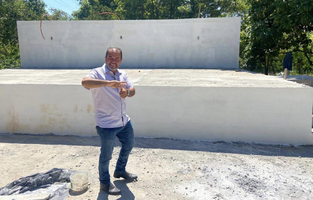 Felices y contentos de haber logrado un compromiso más con mis amigos del Ej. La Misión