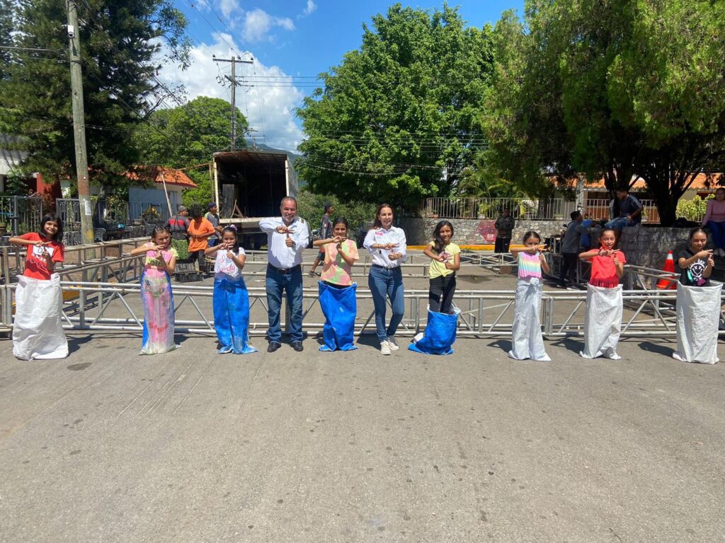 Pasamos un rato muy ameno dentro de los festejos por el aniversario de nuestro municipio
