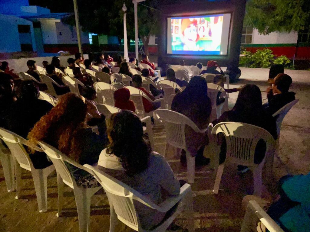 Muy feliz y contento de seguir llevando momentos de alegría y convivencia