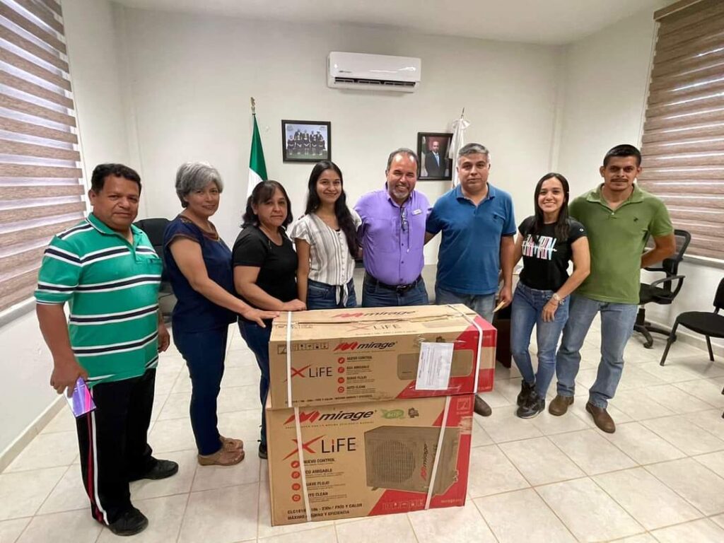 Como siempre un gran gusto haber recibido a mis amigos de la primaria Valentín Gómez Farías