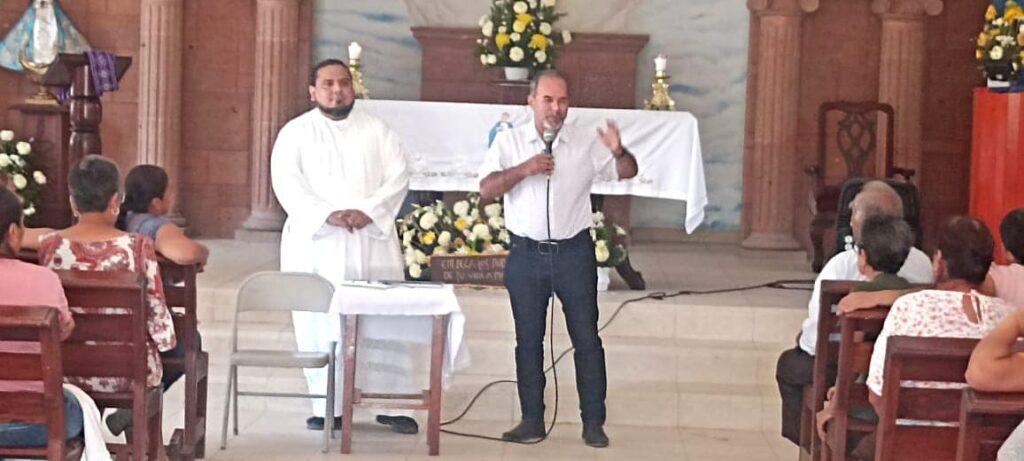 Bonito Sábado a todos, felices y contentos de estar con toda la comunidad de la iglesia de Nuestra Señor de la Asunción junto al padre Néstor