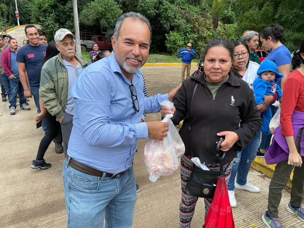 ¡Un gusto estar con mis amigos de siempre del ejido Nuevo Pensar Campesino