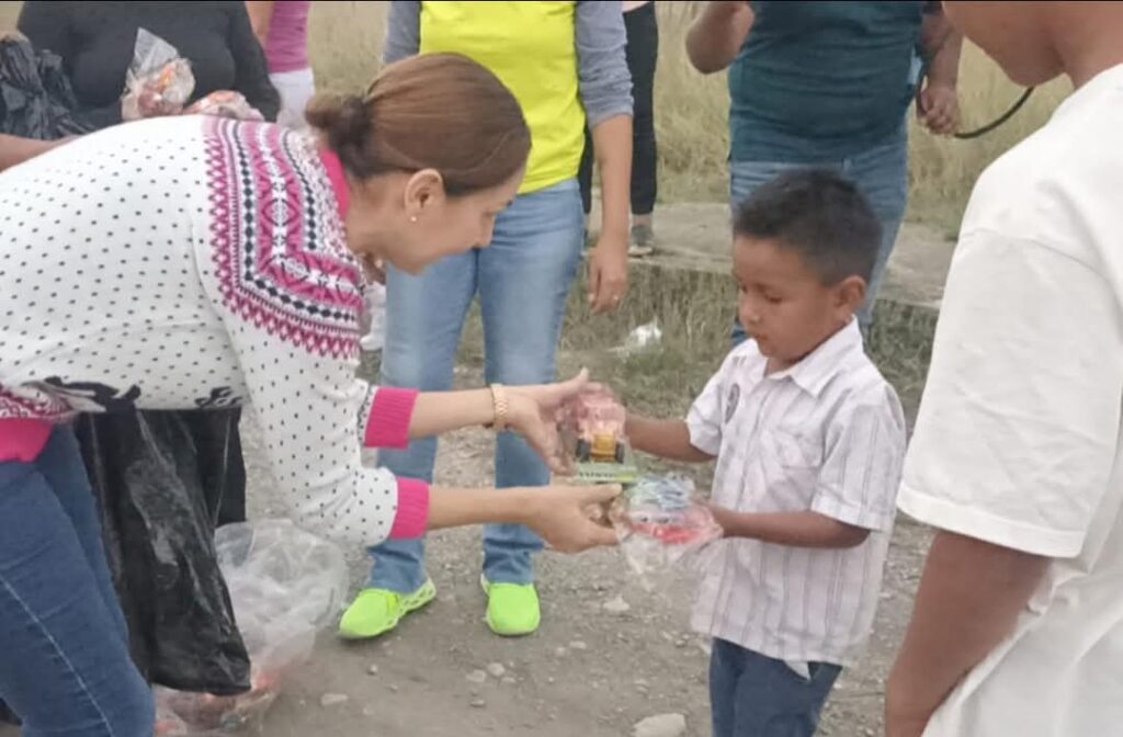 Felices y contentos de estar con mis amigos de siempre del ejido San Pedrito