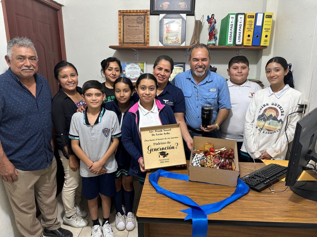 Un gran gusto recibir a la escuela primaria Profr. Norberto Uriegas del ejido 5 de Mayo