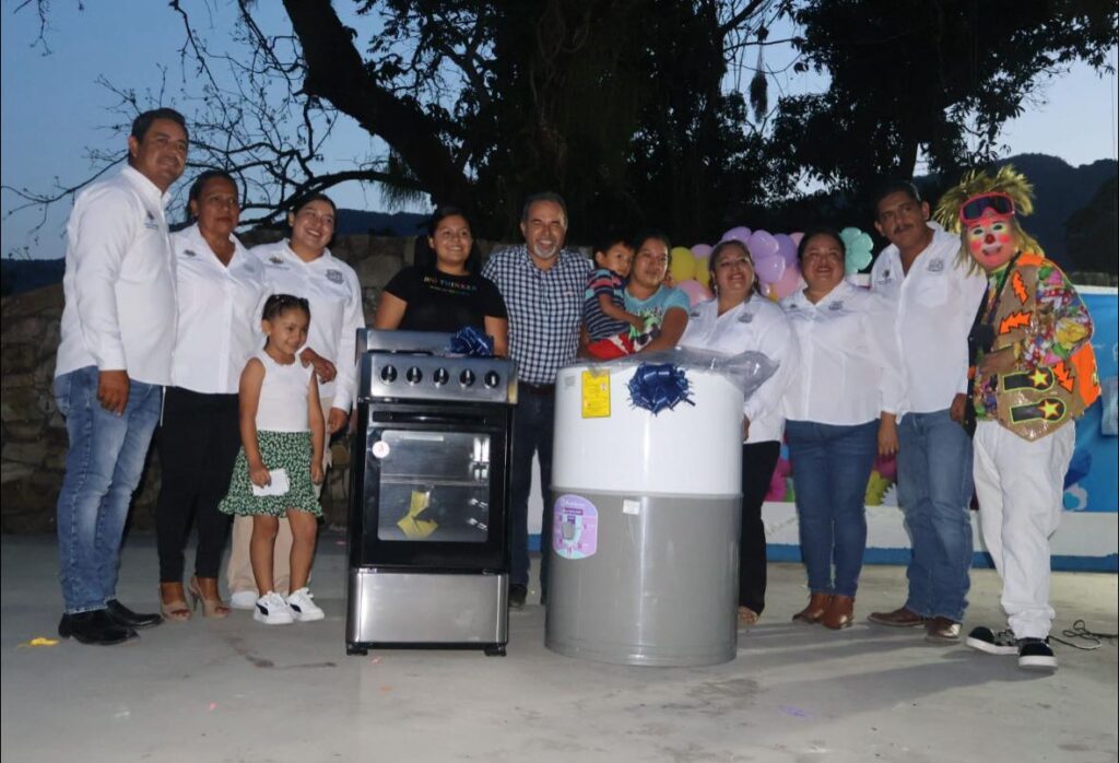 ¡En Gómez Farías festejamos a mamá a lo grande!