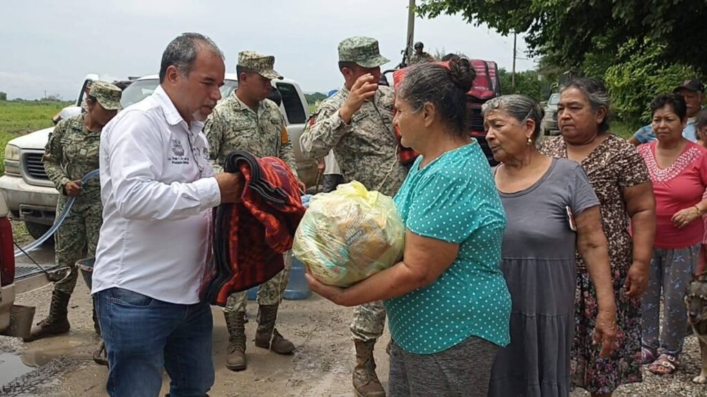 En Agustín Melgar,Seguimos y no paramos hasta terminar de visitar las comunidades afectadas y las que estuvieron incomunicadas