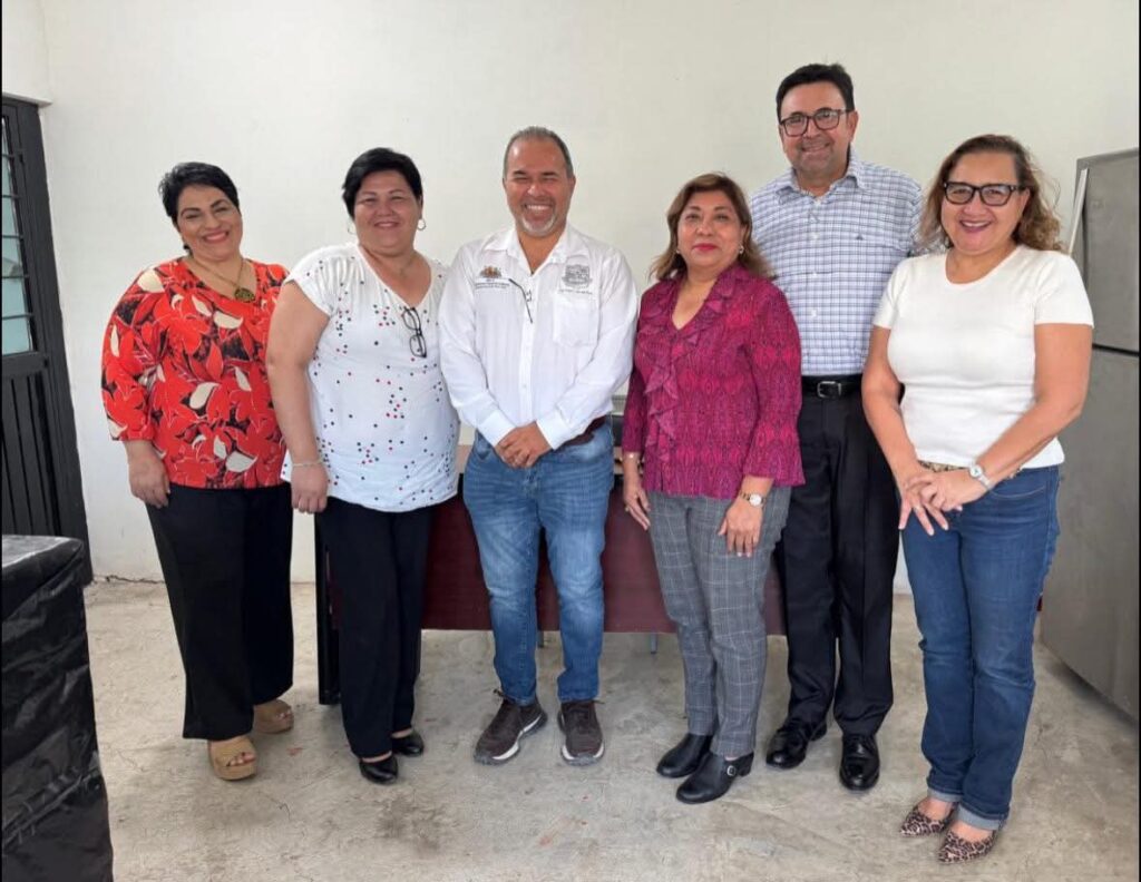 Visita el Alcalde Frank de León Secundaria Tecnica 25 «Revolución Agropecuaria»