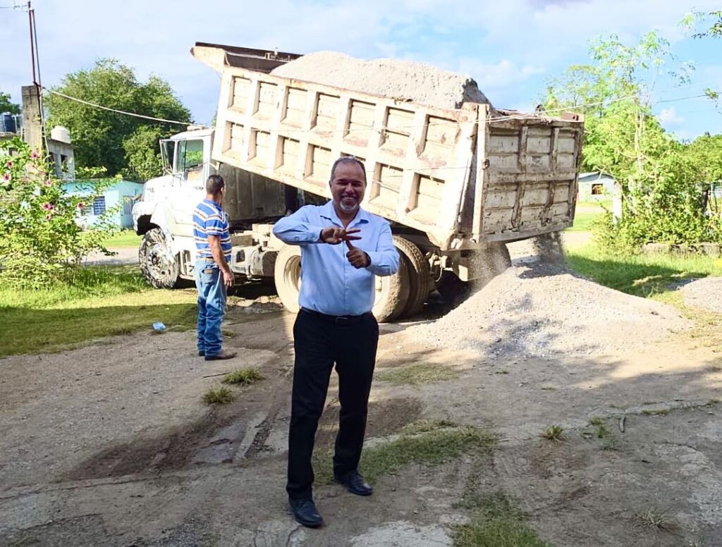 En el ejido El Azteca continuamos con nuestros programas de apoyo social