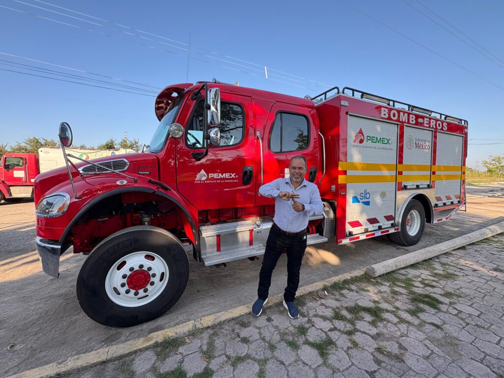 ¡Un nuevo camión de bomberos para Gómez Farías!