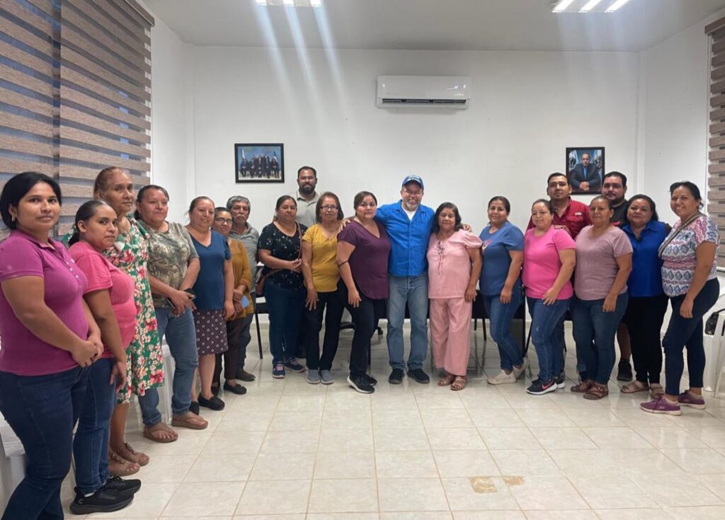 Un gusto saludar a mis amig@s de siempre de la colonia Villa Jardin en nuestra cabecera municipal