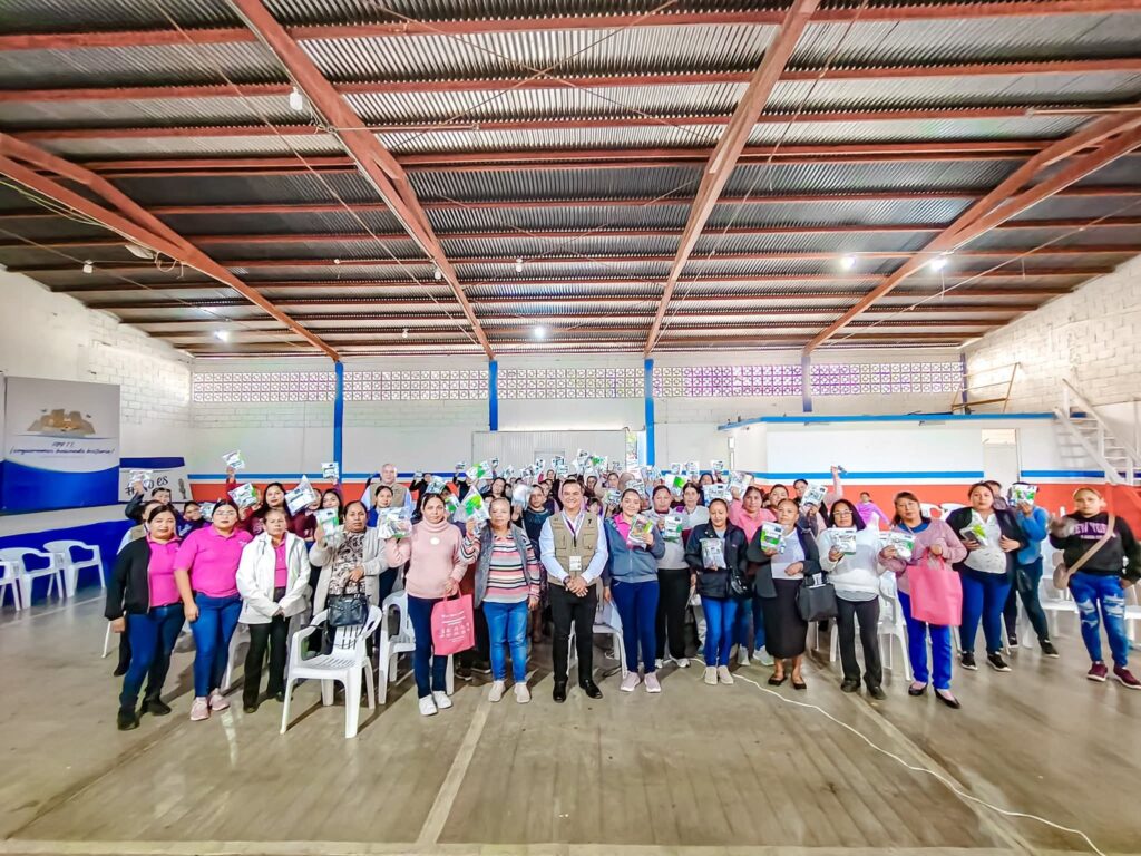 Coepris capacita a los comités de desayunos escolares