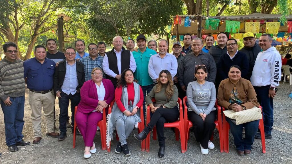 Junto al diputado César «Truko» Verástegui convivimos con nuestros amigos de siempre periodistas por su día