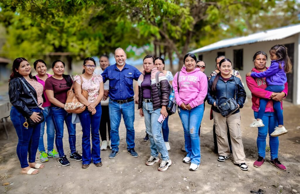 El apoyo a la educación siempre será prioridad para esta administración