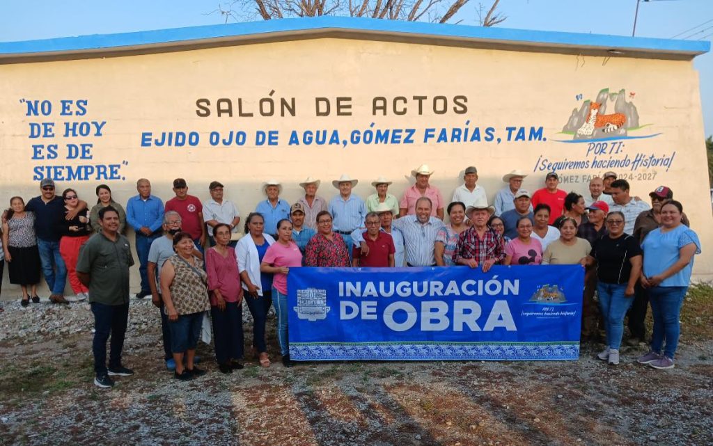 De nuevo felices y contentos en el ejido Ojo de Agua donde inauguramos la rehabilitación del salón de actos