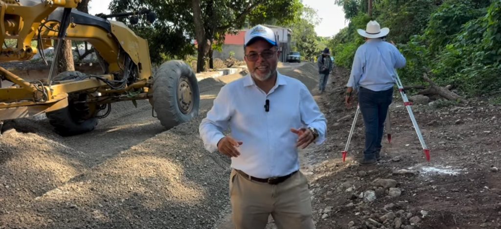 ¡Sin parar! Continuamos con los trabajos de pavimentación de Cabecera-Nuevo Pensar